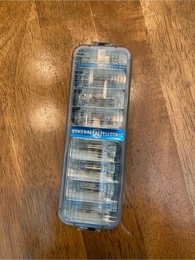 Vintage General Electric GE Flip Flash II Camera Bars Green Dot Unused